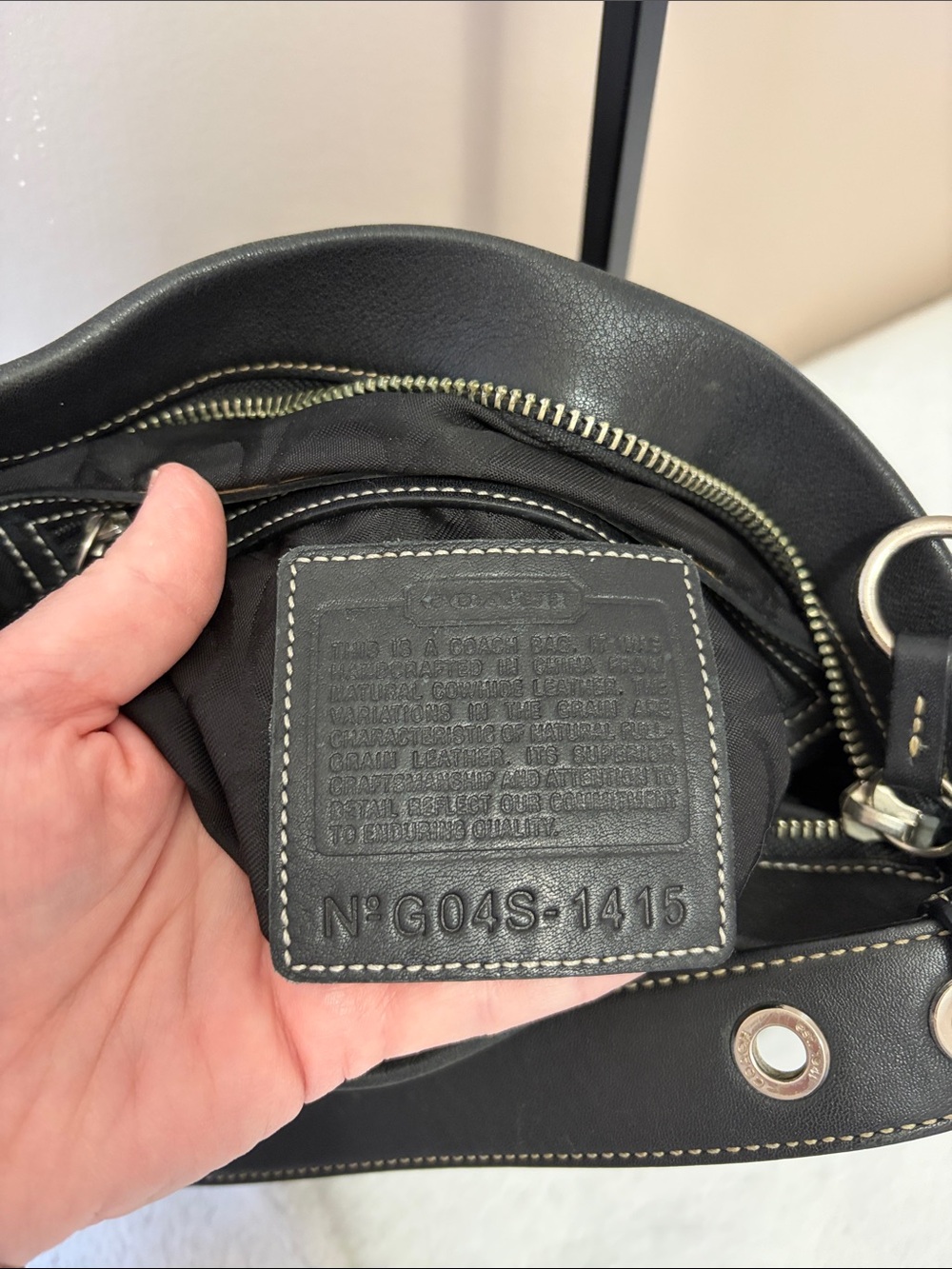 Coach Classic Black Leather Crossbody Shoulder Bag - Picture 7 of 16